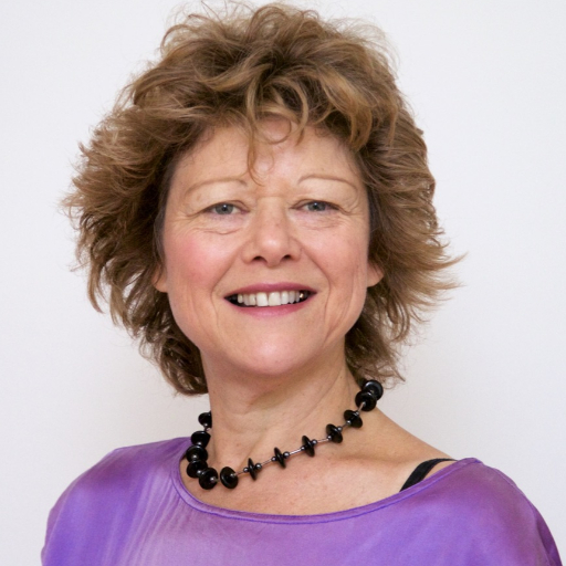 Private tutor Poppy in London