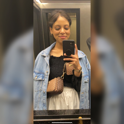 Private tutor Maya in Brighton